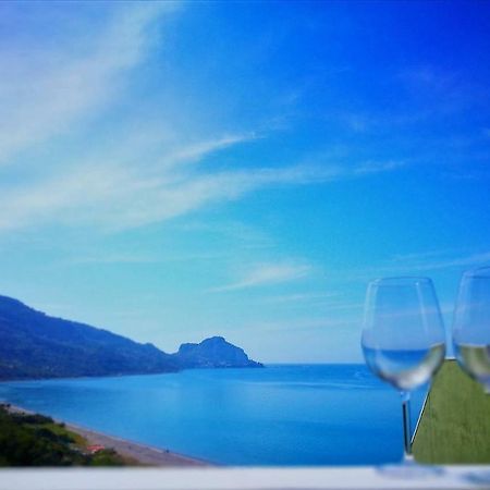 Sweet House Salvina Aparthotel เชฟาลู ภายนอก รูปภาพ