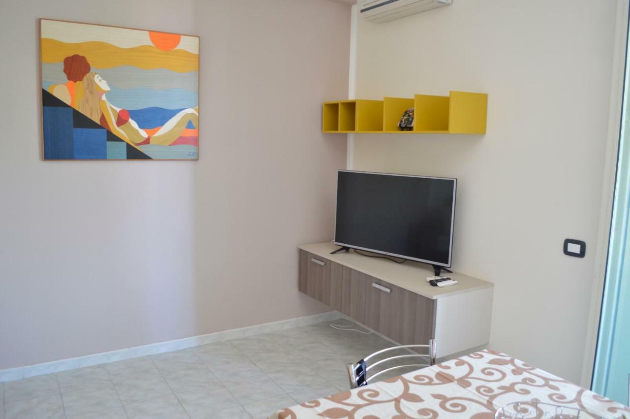 Sweet House Salvina Aparthotel เชฟาลู ภายนอก รูปภาพ