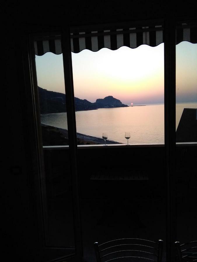 Sweet House Salvina Aparthotel เชฟาลู ภายนอก รูปภาพ